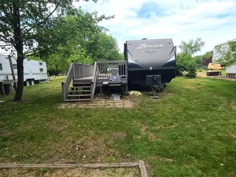 25/96 Woodhaven Sublette IL 61367