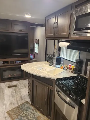 25/96 Woodhaven Sublette IL 61367