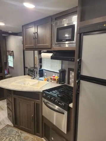 25/96 Woodhaven Sublette IL 61367