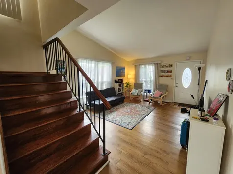 1988 Dunmore Place Hoffman Estates IL 60169