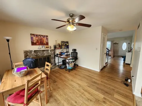 1988 Dunmore Place Hoffman Estates IL 60169