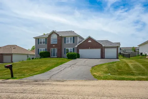 676 Elberon Way Roscoe IL 61073