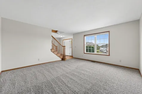 676 Elberon Way Roscoe IL 61073