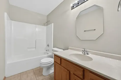 676 Elberon Way Roscoe IL 61073