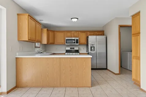 676 Elberon Way Roscoe IL 61073