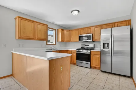 676 Elberon Way Roscoe IL 61073