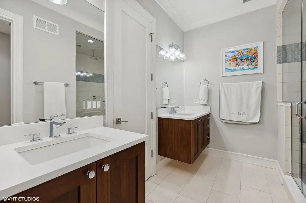 1046 West Altgeld Street Chicago IL 60614
