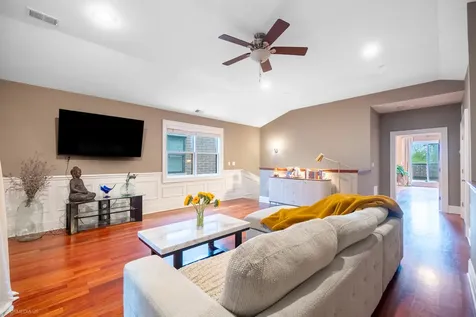 3709 North Ashland Avenue Chicago IL 60613