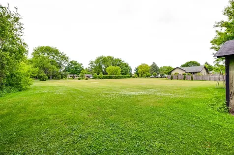 16655 West Applewood Court Gurnee IL 60031