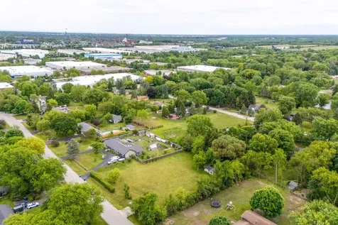 16655 West Applewood Court Gurnee IL 60031
