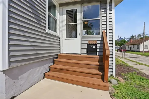 1101 North Western Avenue Bloomington IL 61701