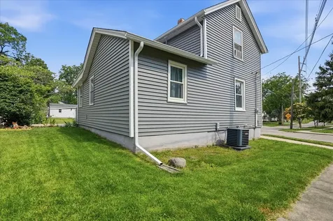 1101 North Western Avenue Bloomington IL 61701