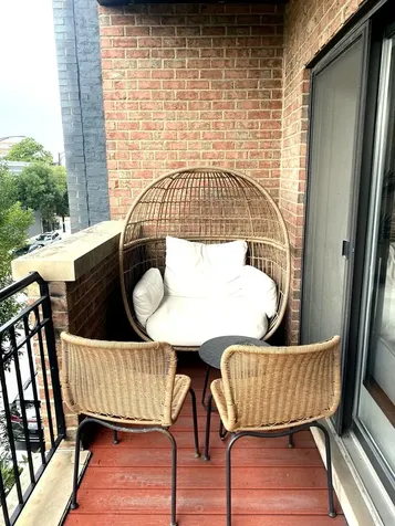 2236 West Armitage Avenue Chicago IL 60647