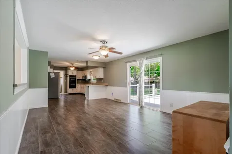 611 East Water Street Farmer City IL 61842