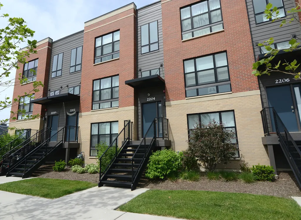 2204 Venture Drive Schaumburg IL 60173