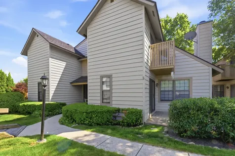 648 Mitchell Court Gurnee IL 60031