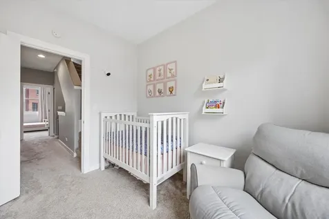 2318 West Wolfram Street Chicago IL 60618