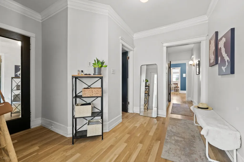 4517 North Ashland Avenue Chicago IL 60640