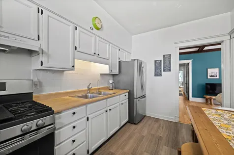 4517 North Ashland Avenue Chicago IL 60640