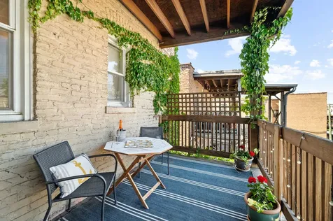 4517 North Ashland Avenue Chicago IL 60640