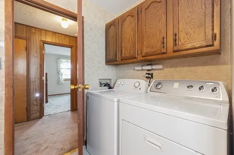 5547 Fairway Drive Crestwood IL 60418