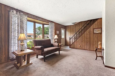 5547 Fairway Drive Crestwood IL 60418