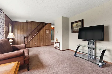 5547 Fairway Drive Crestwood IL 60418