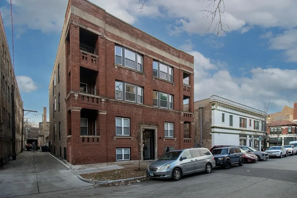 5310 South Harper Avenue Chicago IL 60615