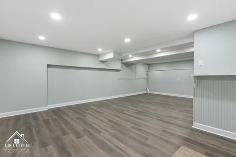1523 Greenlake Drive Aurora IL 60502