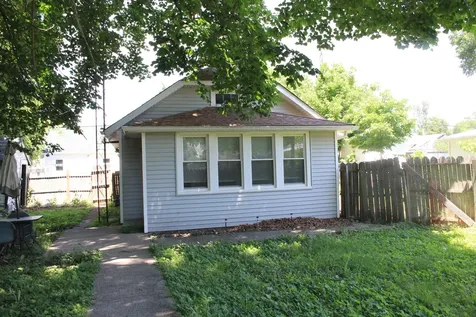 812 East Benton Street Morris IL 60450