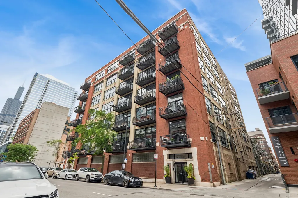 843 West Adams Street Chicago IL 60607