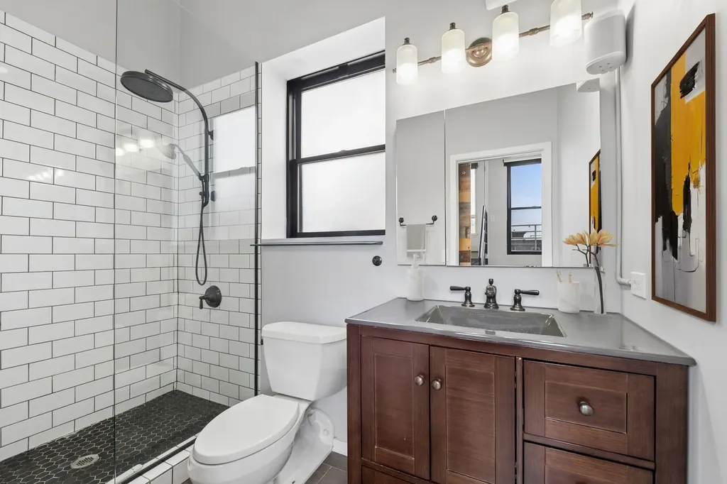 843 West Adams Street Chicago IL 60607