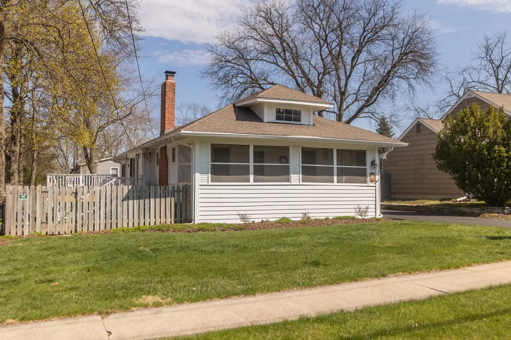219 West Oak Avenue Wheaton IL 60187