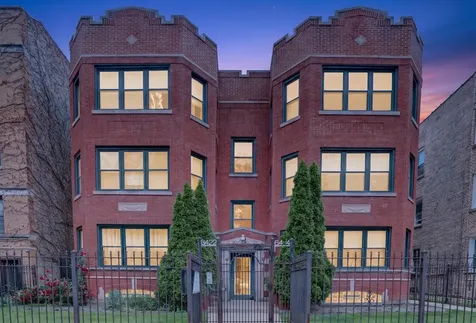6424 North Albany Avenue Chicago IL 60645