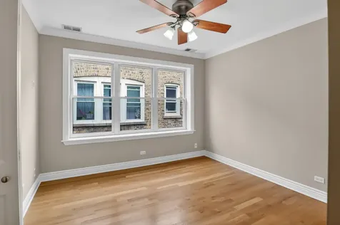 6424 North Albany Avenue Chicago IL 60645