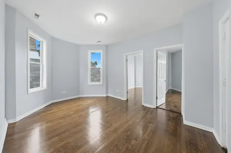 6739 South Laflin Street Chicago IL 60636