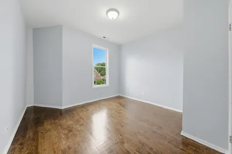 6739 South Laflin Street Chicago IL 60636