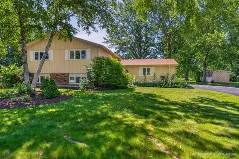 15913 Wooddale Drive Union IL 60180