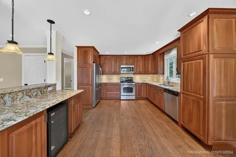 15913 Wooddale Drive Union IL 60180
