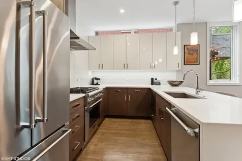 826 North Marshfield Avenue Chicago IL 60622