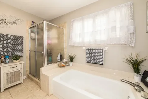 772 Red Oak Drive Bartlett IL 60103
