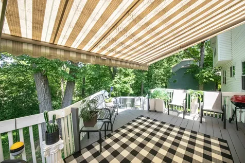 772 Red Oak Drive Bartlett IL 60103