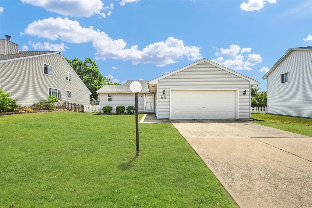 2801 Rachel Road Champaign IL 61822