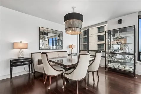 600 North Lake Shore Drive Chicago IL 60611