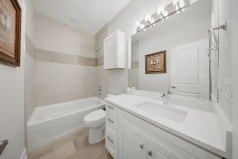 11 Forest Avenue River Forest IL 60305