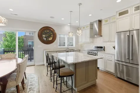 11 Forest Avenue River Forest IL 60305