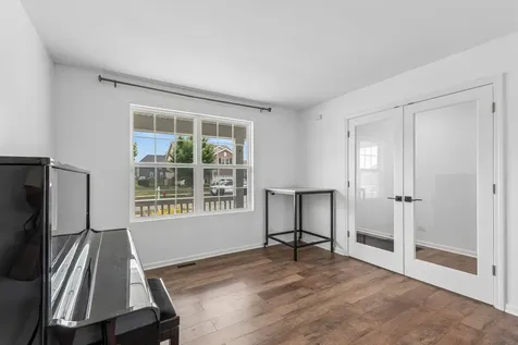 1804 Moran Drive Shorewood IL 60404
