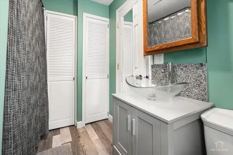 2622 West Emerald Court Mchenry IL 60051