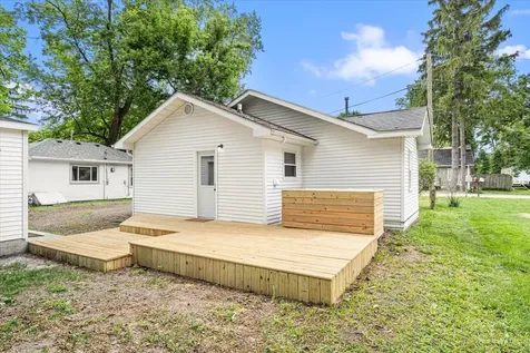 2622 West Emerald Court Mchenry IL 60051