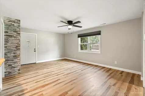 2622 West Emerald Court Mchenry IL 60051